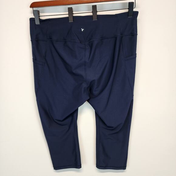 Old Navy Powersoft High Rise Cropped Leggings Size 3X Dark Blue Side Pockets - Picture 2 of 6